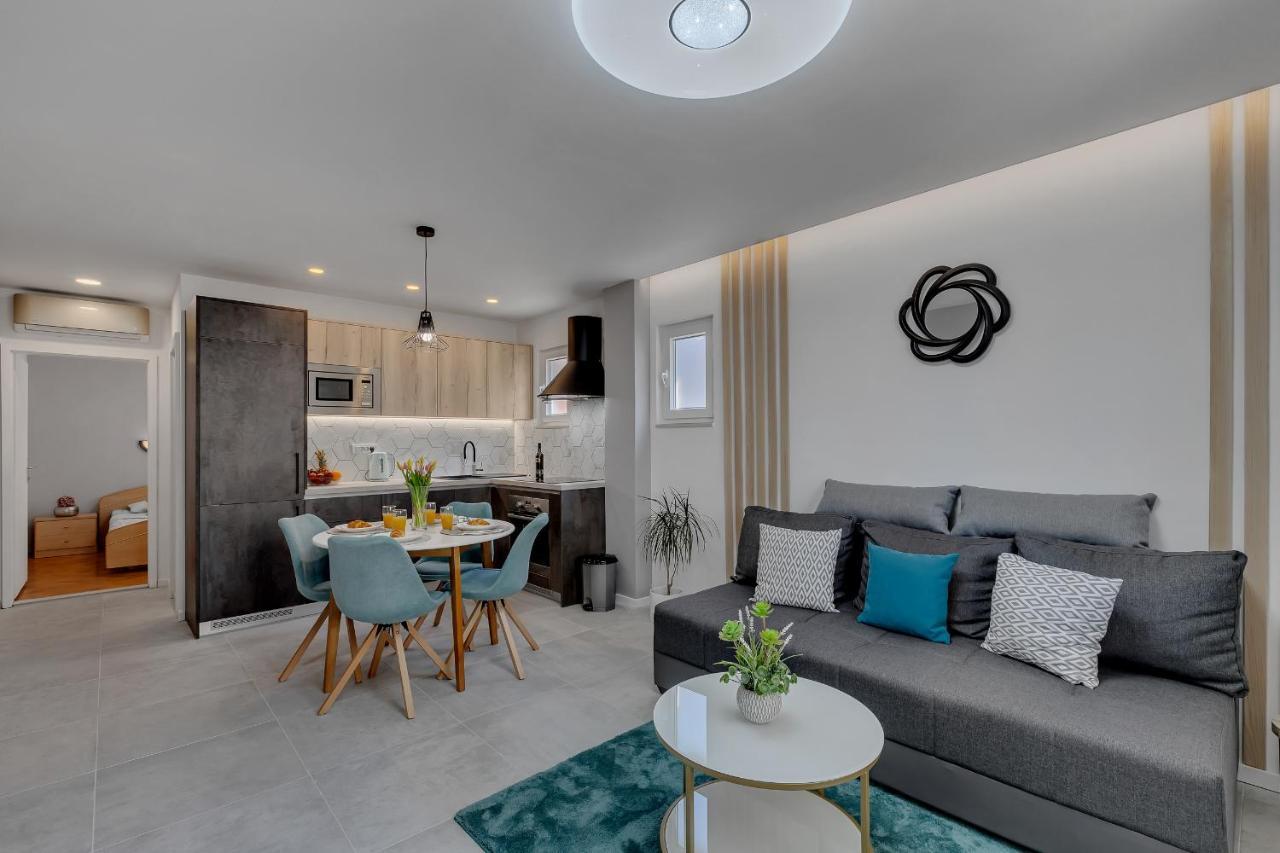 Apartments Rose บาชกาโวดา ภายนอก รูปภาพ