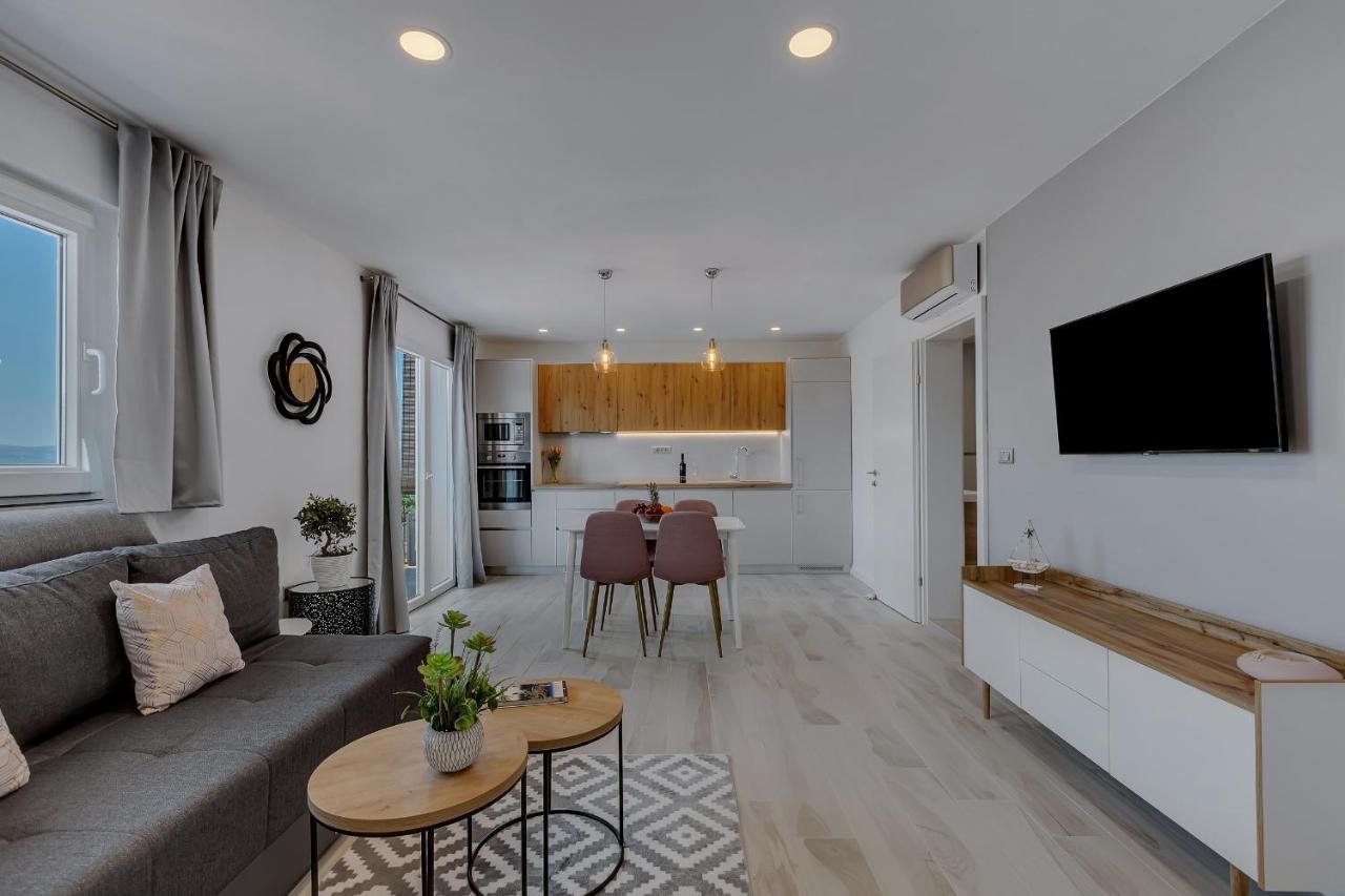 Apartments Rose บาชกาโวดา ภายนอก รูปภาพ